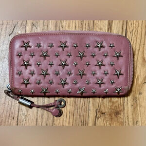 Jimmy Choo Star studs Zip Around Long Wallet Long
Wallet in Mauve
